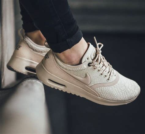 nike free air max thea herren|nike air max thea outfits.